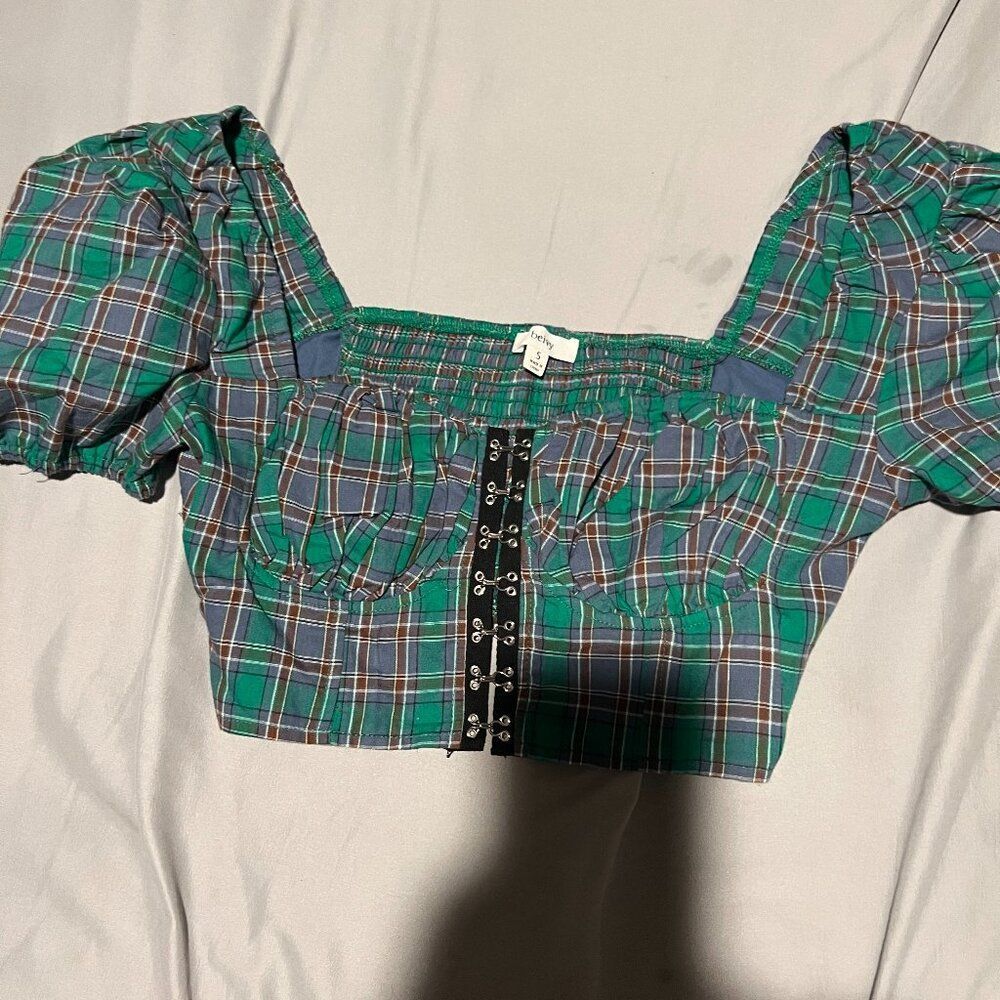 Beivy small plaid crop top